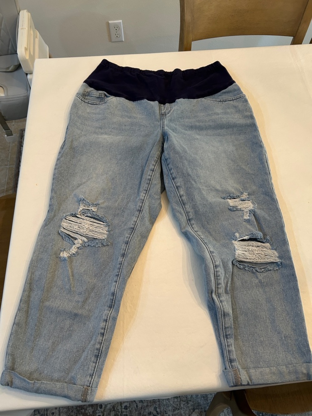 SHEIN Light Blue Denim with Navy Waist Panel Maternity Jeans